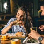 Descoberto ninho de raras “abelhas azuis” numa floresta da Flórida