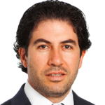 Ao fim de 318 dias, máscara na rua deixa hoje de ser obrigatória