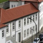 Julgado alemão que violou jovem compatriota e deixou algemada a uma árvore no Gerês