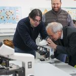 Dia Mundial da Árvore e da Poesia em Vila Verde com plantação de árvores, poesia e muita ciência