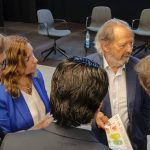 Usa cabo de madeira com pregos para agredir duas pessoas em Barcelos