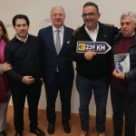 Presidente da câmara de Terras de Bouro entrega S. Bento a eurodeputado