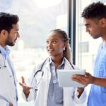 Alpinista resgatado após passar dois dias preso em cascata