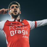 Gil Vicente vence em Guimarães com golos nos descontos e garante manutenção