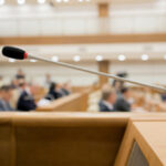 Todos os funcionários escolares e alunos do secundário vão ser testados