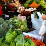 Portugal soma mais 694 contágios e cinco mortes