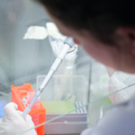 Lituânia recomenda aos consumidores que deitem fora telemóveis chineses