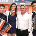 São Bento da Porta Aberta, em Terras de Bouro, iluminado de vermelho para evocar refugiados