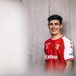 Vizela oficializa primeiro contrato profissional com jovem central