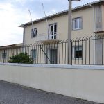 Menino de 10 anos colhido por carro junto a paragem em Barcelos