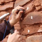 Amarense Sylvie Castro cria joia para traje dos Açores