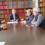 Trabalhadores da Fehst protestam contra desvalorização salarial