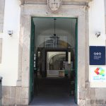 Homem tem de ser resgatado após tentar salvar cão