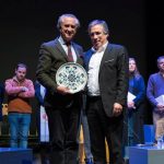 AGERE premeia escolas e inaugura árvore da sustentabilidade
