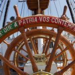 Tem acne? Saiba com que frequência pode (e deve) exfoliar o rosto