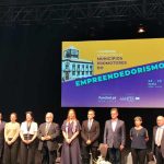 Mulher ameaça expor mensagens ‘íntimas’ de padre e é detida por extorsão