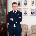 Menino de Fafe deixa de andar e falar após AVC. Família pede ajuda