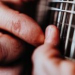 A solo e de guitarra ao colo, Jorge Cruz leva ‘Transumante’ à estrada