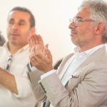 Familiares despedem-se de grávida mantida viva devido à lei antiaborto nos Estados Unidos