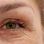 Astrónomos descobriram o que poderá ser o maior buraco negro já detetado